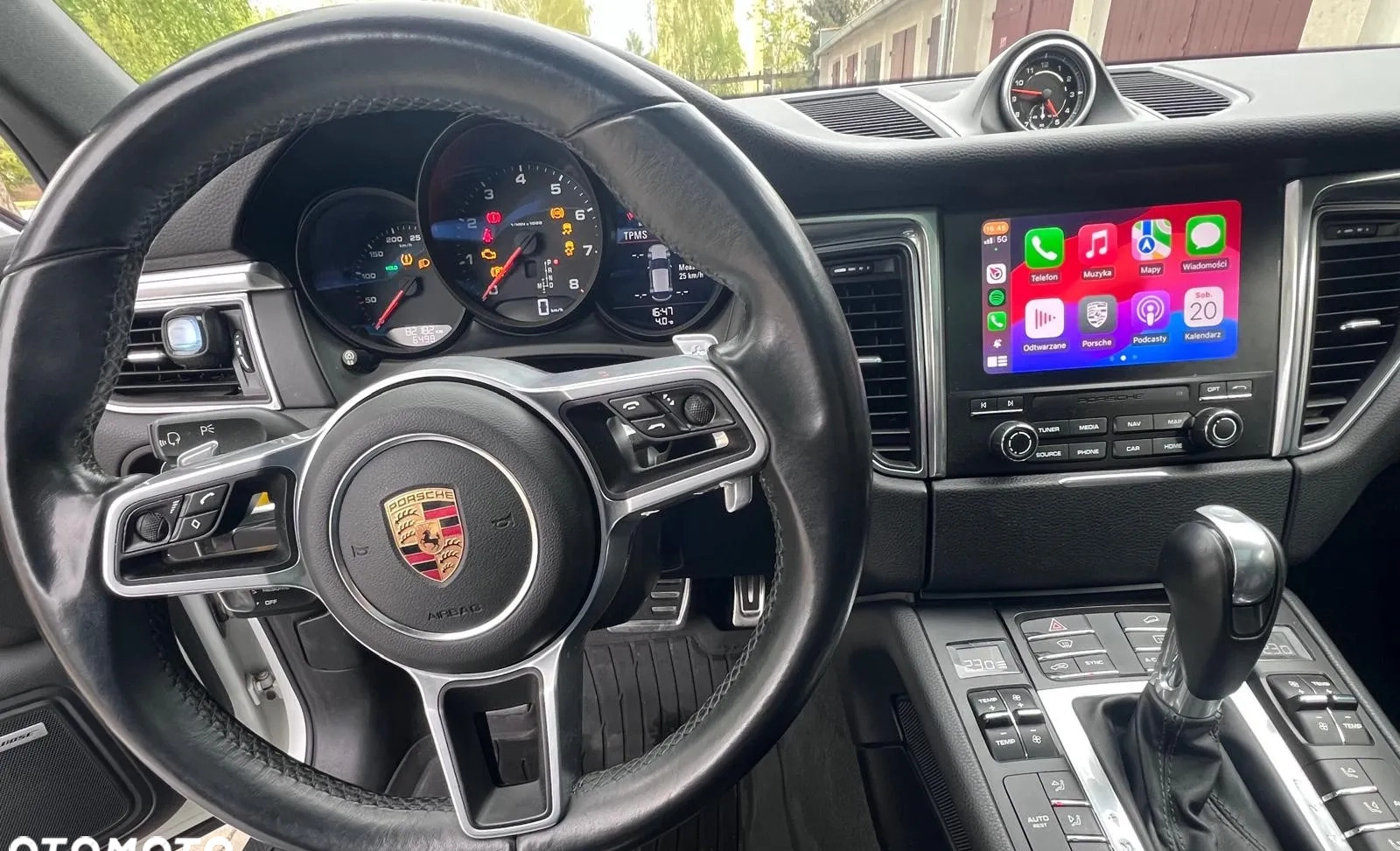 Porsche Macan cena 128000 przebieg: 82000, rok produkcji 2016 z Szczecin małe 137